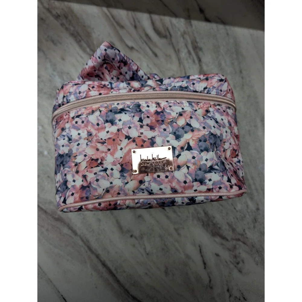 Nicole Miller New York Makeup Travel Case Flower Design